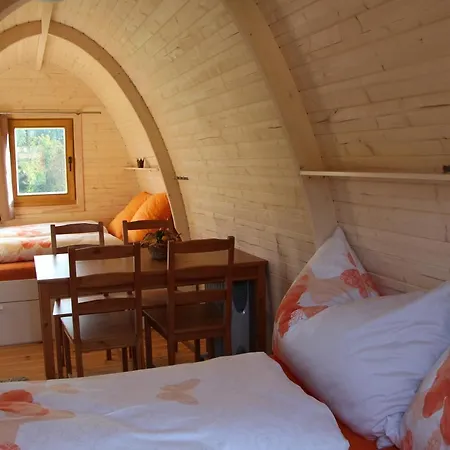 霍夫吉纽思住宿加早餐旅馆 住宿加早餐酒店